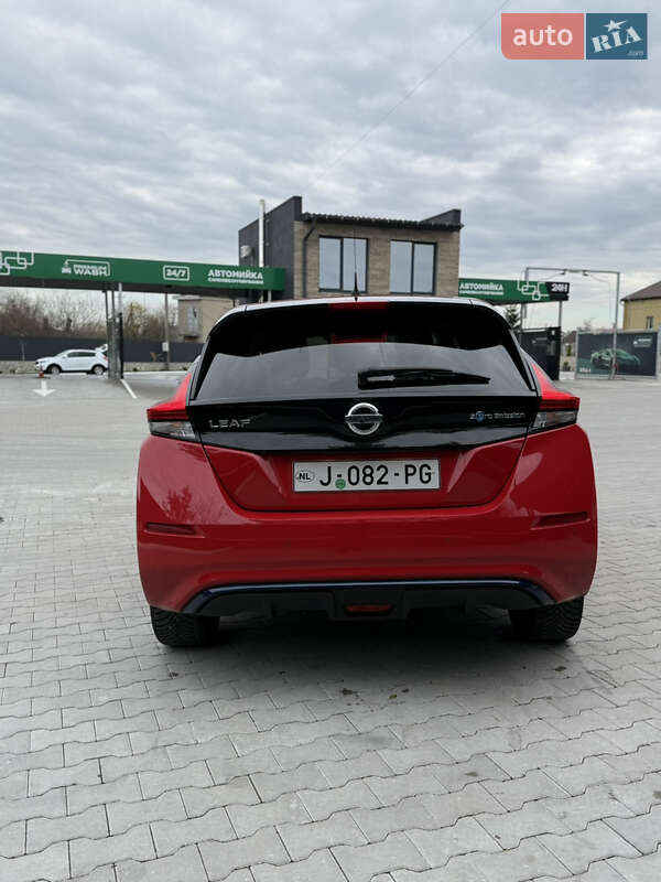 Хетчбек Nissan Leaf 2020 в Волочиську