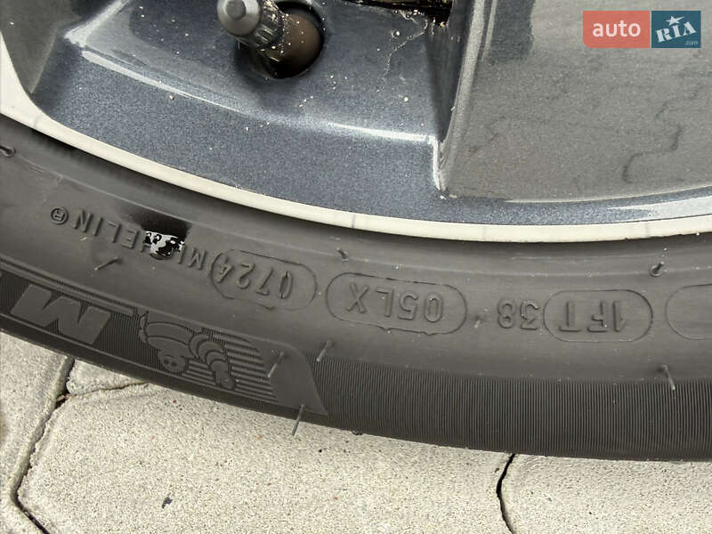 Хетчбек Nissan Leaf 2020 в Волочиську