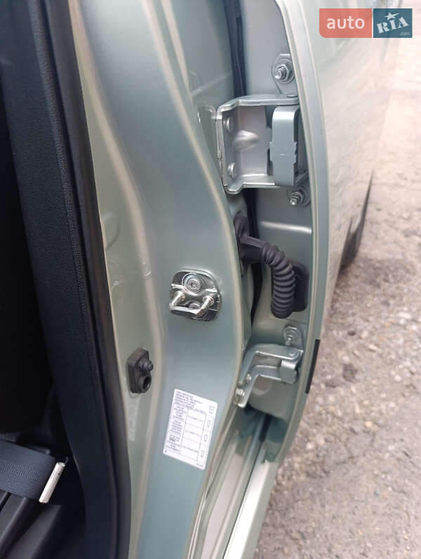 Хэтчбек Nissan Leaf 2018 в Ивано-Франковске