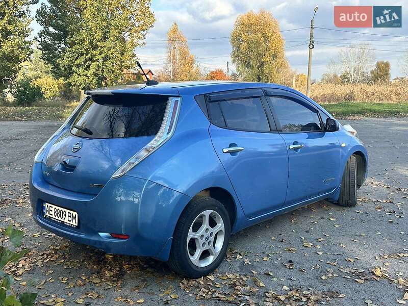 Хэтчбек Nissan Leaf 2014 в Днепре фото 5 Хэтчбек Nissan Leaf 2014 в Днепре