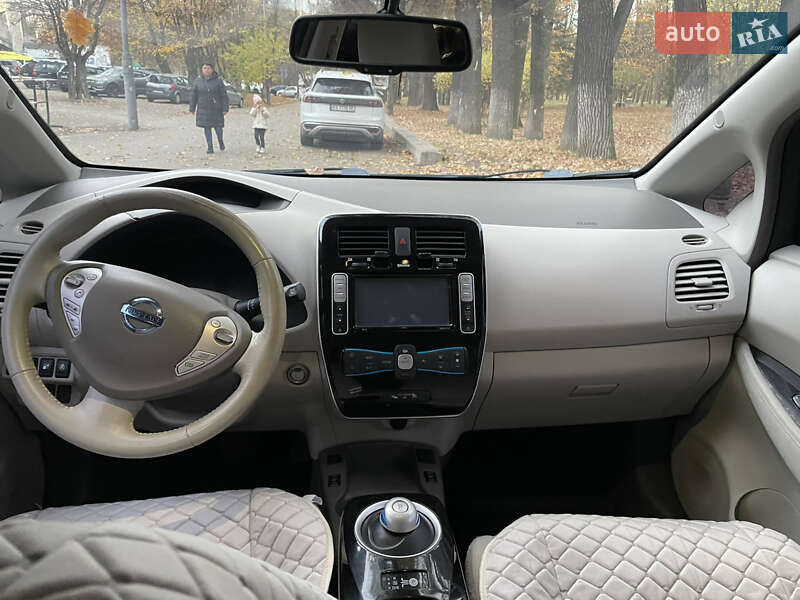 Хэтчбек Nissan Leaf 2013 в Ивано-Франковске фото 8 Хэтчбек Nissan Leaf 2013 в Ивано-Франковске