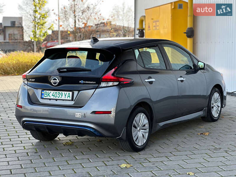 Хэтчбек Nissan Leaf 2020 в Ровно