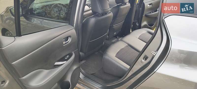 Хетчбек Nissan Leaf 2018 в Харкові