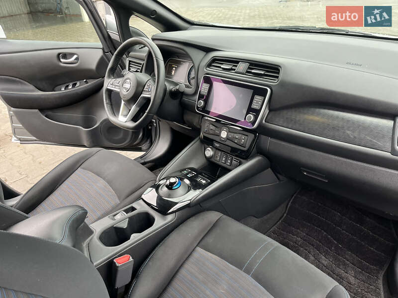 Хэтчбек Nissan Leaf 2020 в Дрогобыче