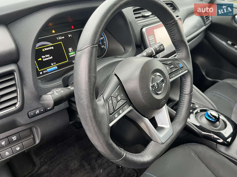 Хэтчбек Nissan Leaf 2020 в Дрогобыче