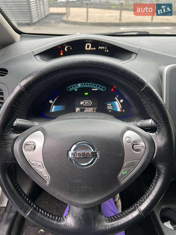 Хэтчбек Nissan Leaf 2015 в Киеве фото 10 Хэтчбек Nissan Leaf 2015 в Киеве