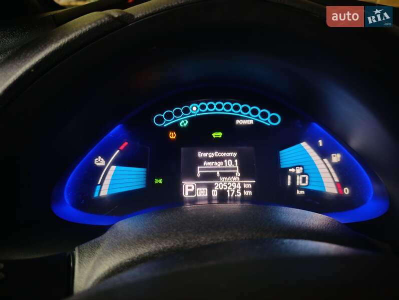 Хэтчбек Nissan Leaf 2013 в Любаре