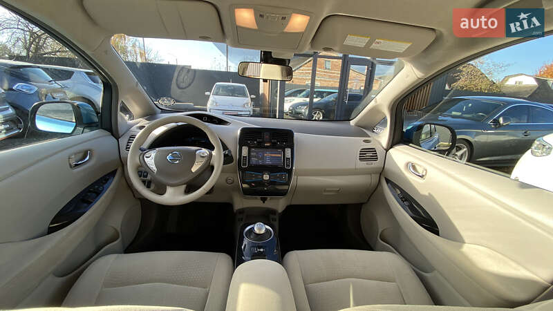 Хэтчбек Nissan Leaf 2011 в Луцке фото 32 Хэтчбек Nissan Leaf 2011 в Луцке