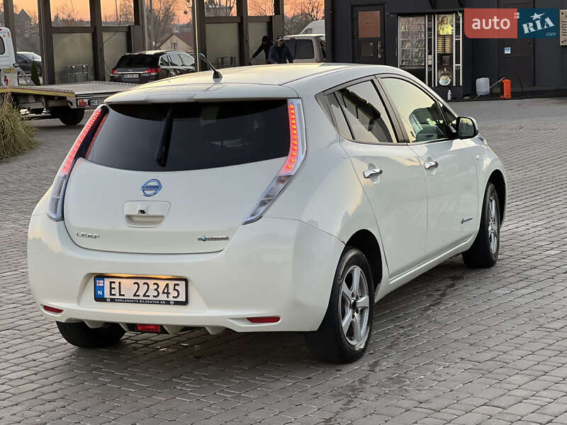 Хетчбек Nissan Leaf 2012 в Львові