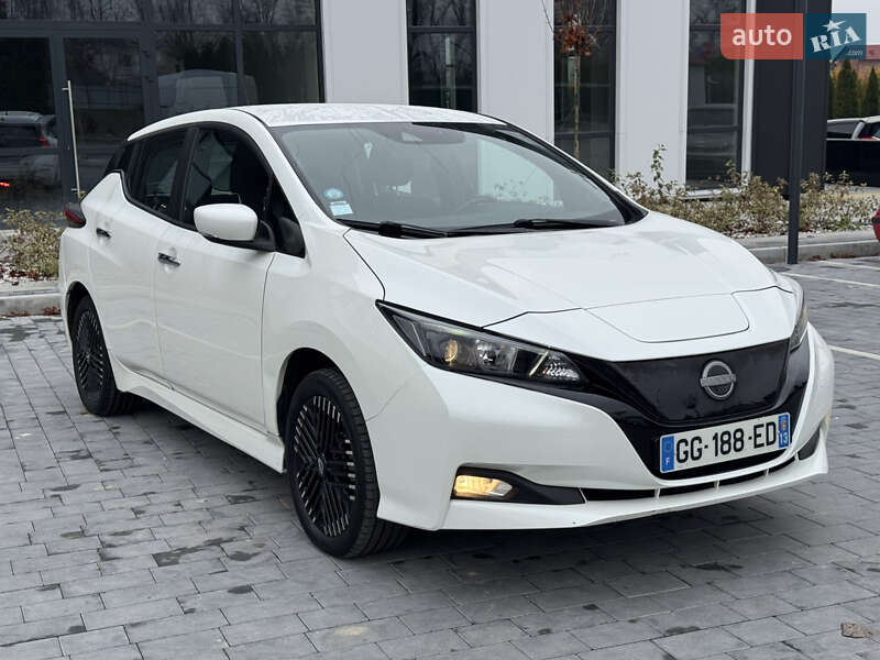Хэтчбек Nissan Leaf 2022 в Львове