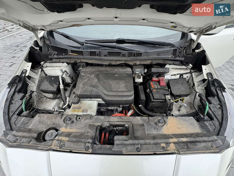 Хэтчбек Nissan Leaf 2022 в Львове