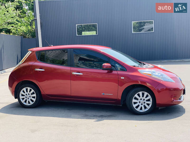 Хэтчбек Nissan Leaf 2014 в Днепре фото 4 Хэтчбек Nissan Leaf 2014 в Днепре