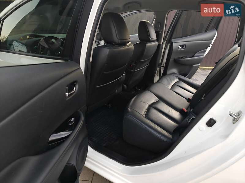 Хэтчбек Nissan Leaf 2013 в Ивано-Франковске