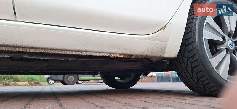 Хэтчбек Nissan Leaf 2013 в Ровно