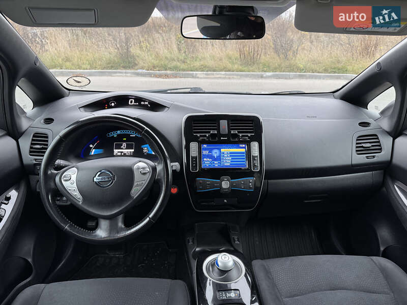 Хэтчбек Nissan Leaf 2013 в Виннице