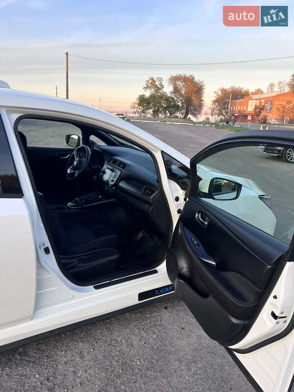 Хэтчбек Nissan Leaf 2018 в Одессе фото 14 Хэтчбек Nissan Leaf 2018 в Одессе