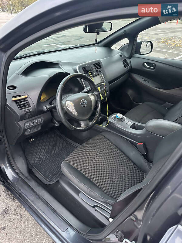 Хэтчбек Nissan Leaf 2013 в Киеве фото 9 Хэтчбек Nissan Leaf 2013 в Киеве