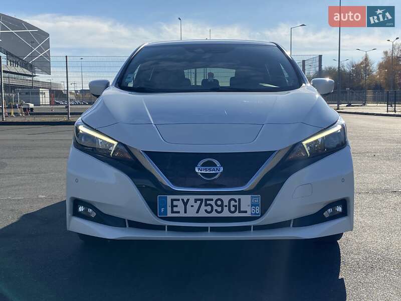 Хетчбек Nissan Leaf 2018 в Львові