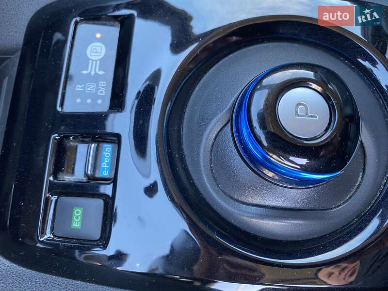 Хетчбек Nissan Leaf 2018 в Львові