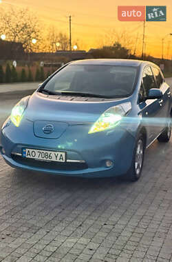 Хэтчбек Nissan Leaf 2012 в Ужгороде