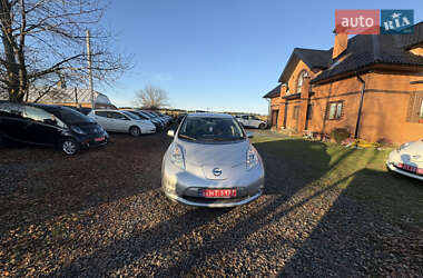 Хэтчбек Nissan Leaf 2015 в Луцке