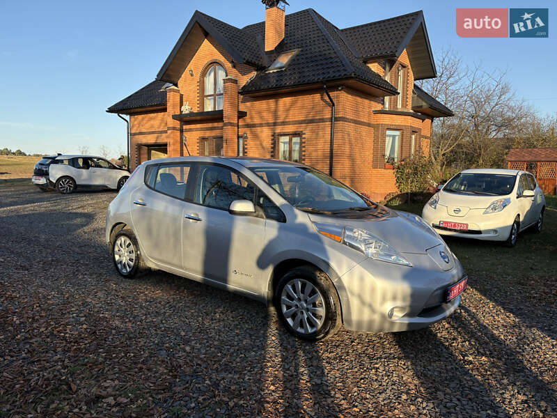 Хэтчбек Nissan Leaf 2015 в Луцке фото 3 Хэтчбек Nissan Leaf 2015 в Луцке