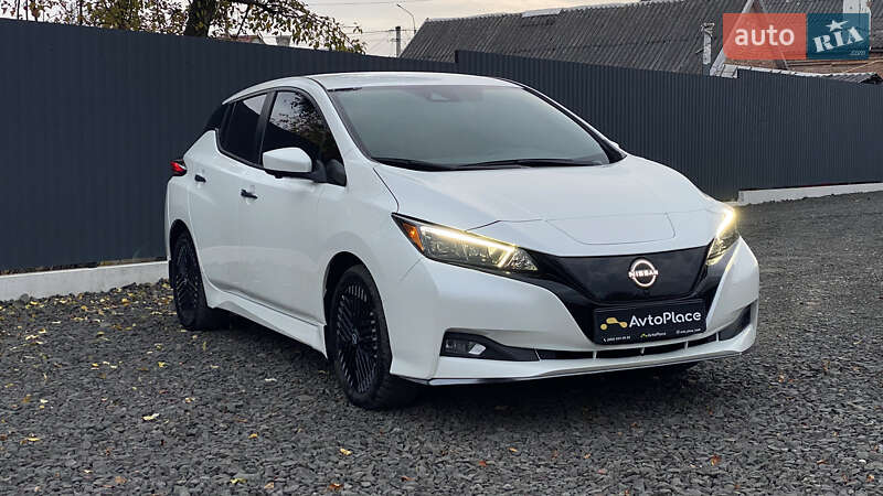 Хэтчбек Nissan Leaf 2023 в Луцке