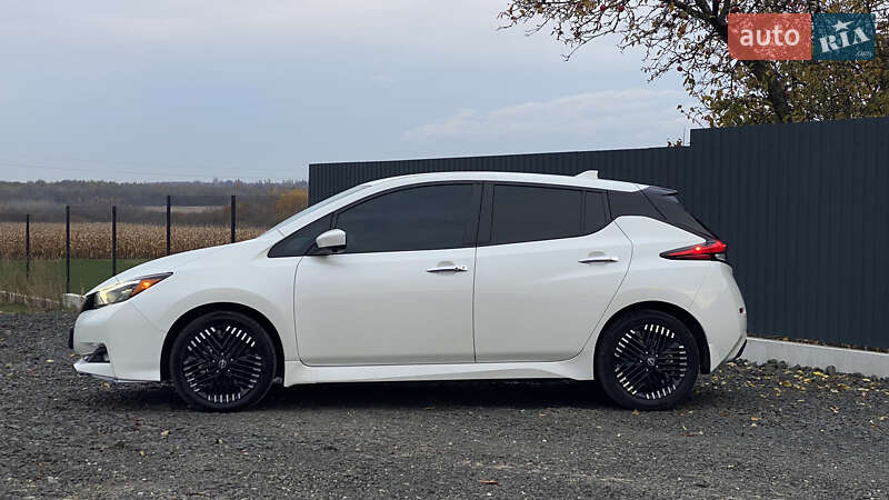 Хэтчбек Nissan Leaf 2023 в Луцке