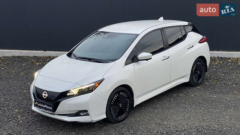 Хэтчбек Nissan Leaf 2023 в Луцке
