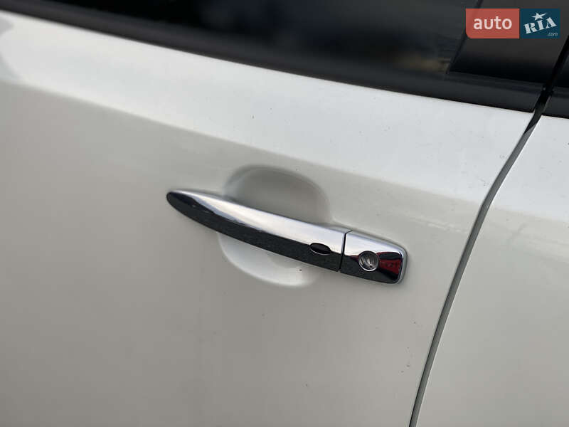 Хэтчбек Nissan Leaf 2023 в Луцке