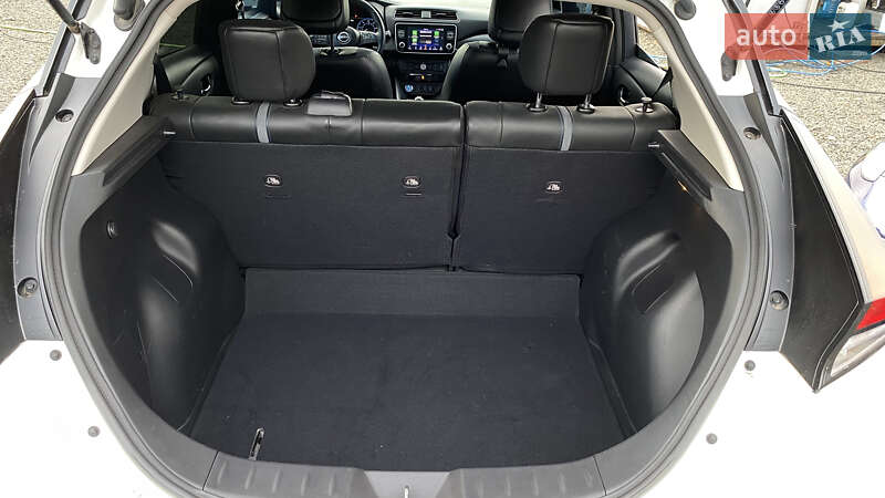 Хэтчбек Nissan Leaf 2023 в Луцке