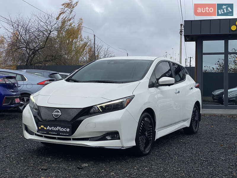 Хэтчбек Nissan Leaf 2023 в Луцке