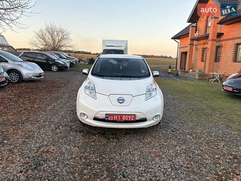 Хэтчбек Nissan Leaf 2014 в Луцке фото 2 Хэтчбек Nissan Leaf 2014 в Луцке
