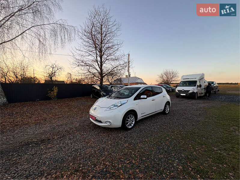 Хэтчбек Nissan Leaf 2014 в Луцке фото 18 Хэтчбек Nissan Leaf 2014 в Луцке