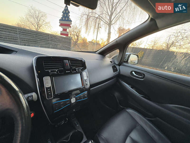Хэтчбек Nissan Leaf 2014 в Луцке фото 23 Хэтчбек Nissan Leaf 2014 в Луцке
