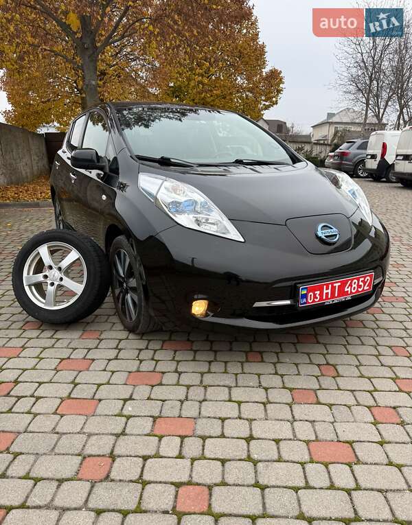 Хэтчбек Nissan Leaf 2013 в Тернополе