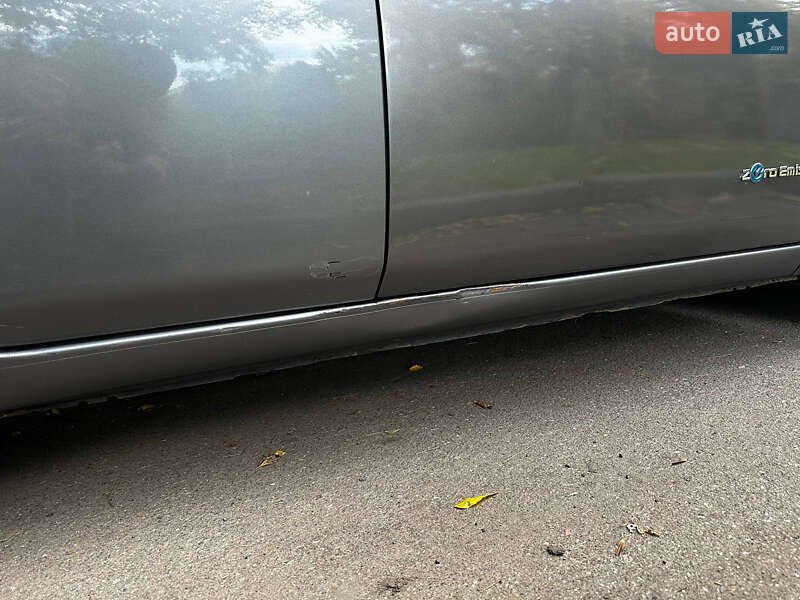 Хэтчбек Nissan Leaf 2015 в Одессе