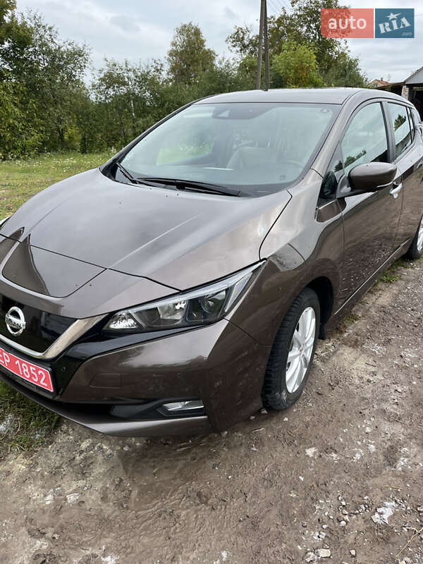 Хэтчбек Nissan Leaf 2021 в Бродах фото 65 Хэтчбек Nissan Leaf 2021 в Бродах