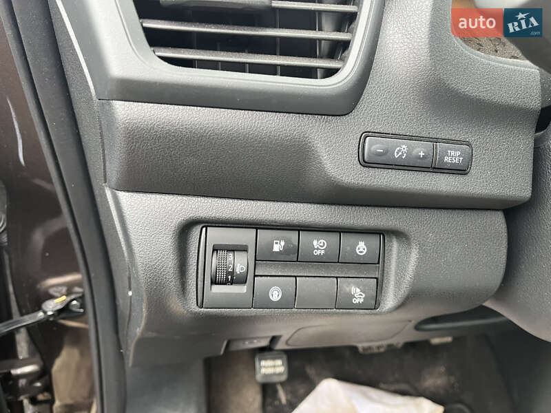 Хэтчбек Nissan Leaf 2021 в Бродах фото 87 Хэтчбек Nissan Leaf 2021 в Бродах