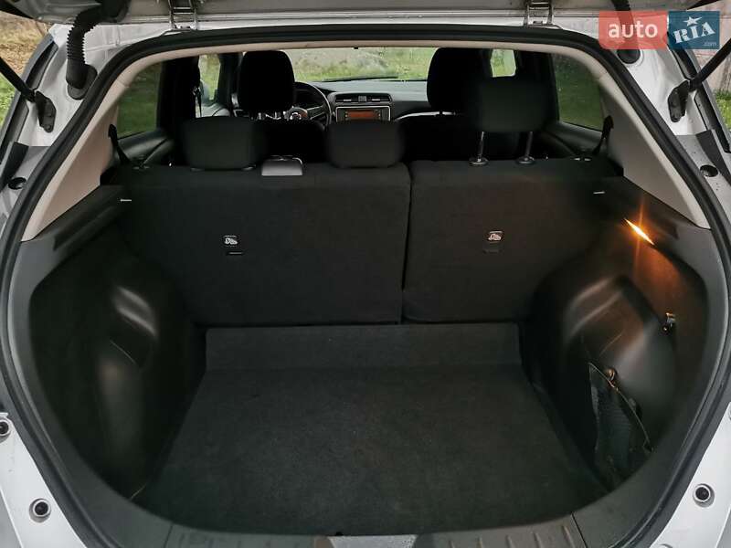 Хэтчбек Nissan Leaf 2018 в Фастове