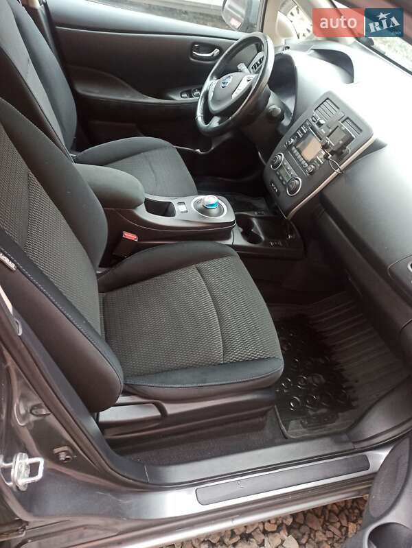 Хетчбек Nissan Leaf 2014 в Вінниці