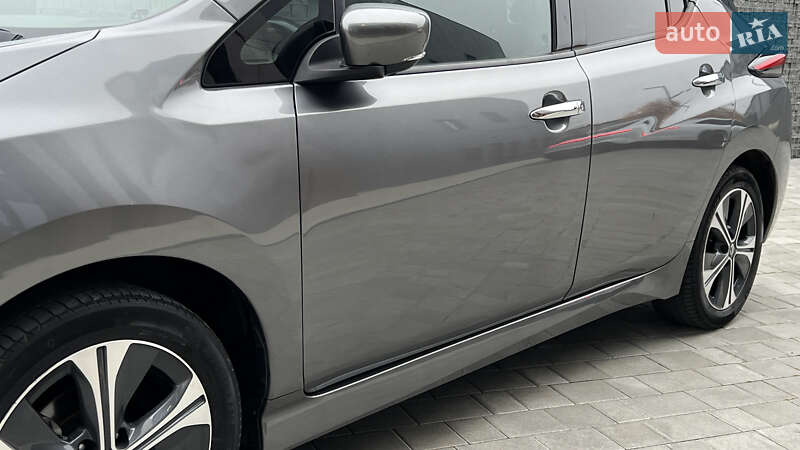 Хэтчбек Nissan Leaf 2020 в Луцке фото 17 Хэтчбек Nissan Leaf 2020 в Луцке