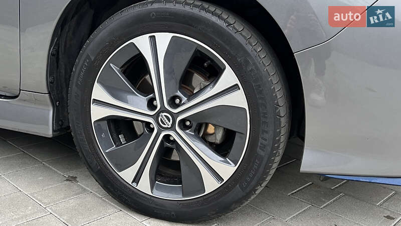 Хэтчбек Nissan Leaf 2020 в Луцке фото 32 Хэтчбек Nissan Leaf 2020 в Луцке