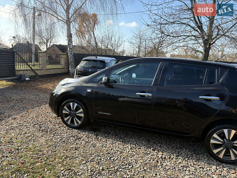Хэтчбек Nissan Leaf 2014 в Луцке фото 9 Хэтчбек Nissan Leaf 2014 в Луцке