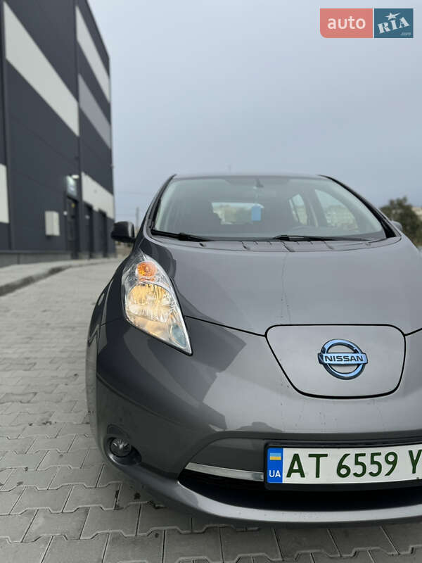 Хэтчбек Nissan Leaf 2015 в Калуше фото 11 Хэтчбек Nissan Leaf 2015 в Калуше