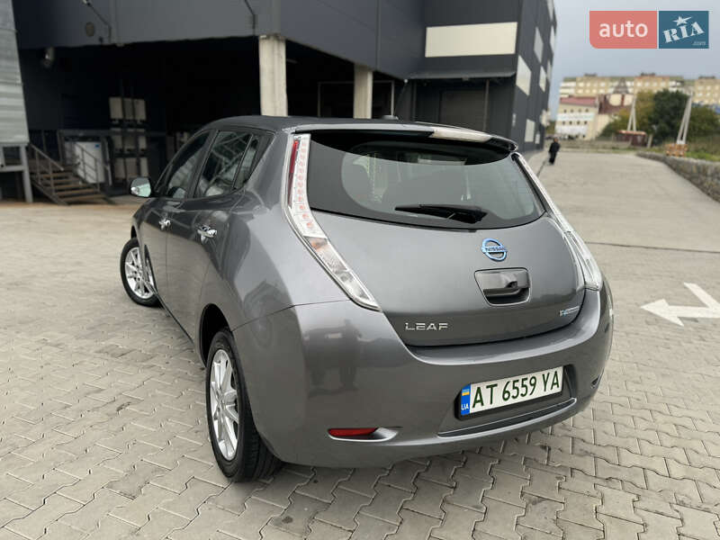 Хэтчбек Nissan Leaf 2015 в Калуше фото 22 Хэтчбек Nissan Leaf 2015 в Калуше