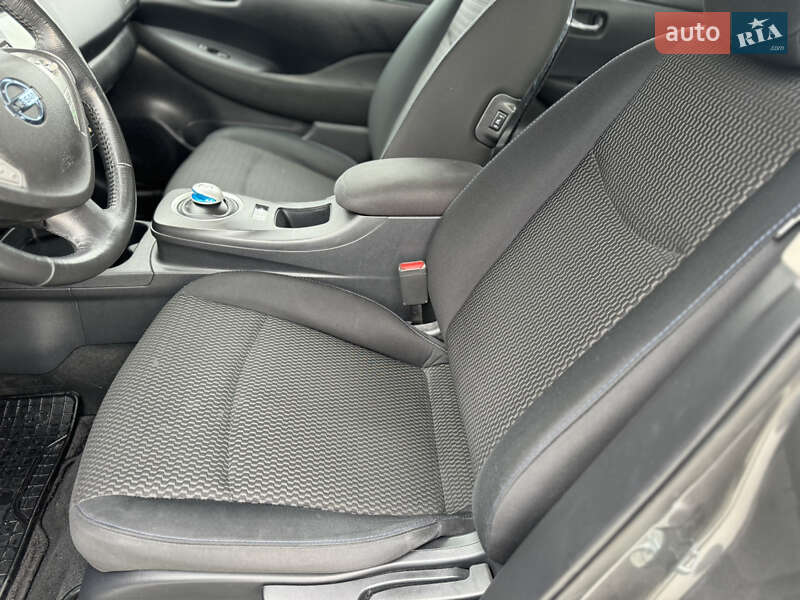 Хэтчбек Nissan Leaf 2015 в Калуше фото 40 Хэтчбек Nissan Leaf 2015 в Калуше