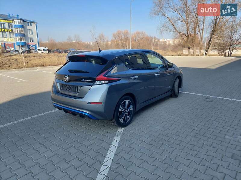 Хетчбек Nissan Leaf 2020 в Хмельницькому