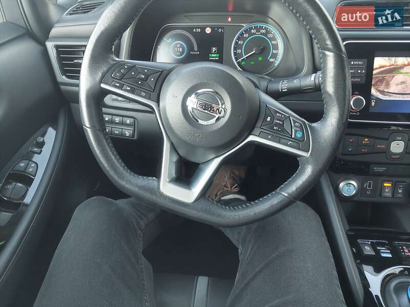 Хетчбек Nissan Leaf 2020 в Хмельницькому