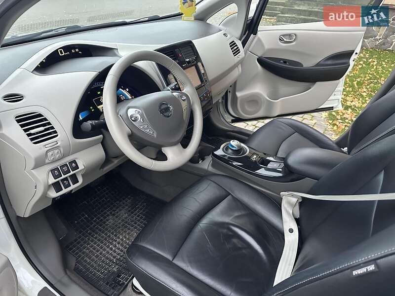 Хэтчбек Nissan Leaf 2013 в Кременце фото 17 Хэтчбек Nissan Leaf 2013 в Кременце